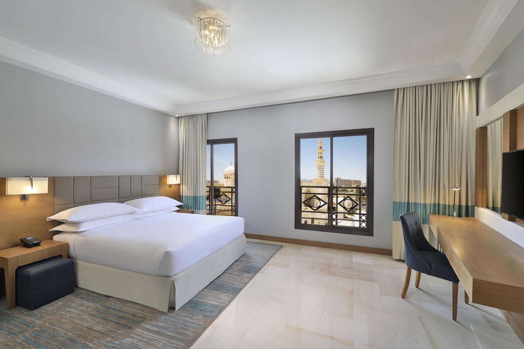 Four Points By Sheraton Makkah Al Naseem Mekka Buitenkant foto Room at the hotel